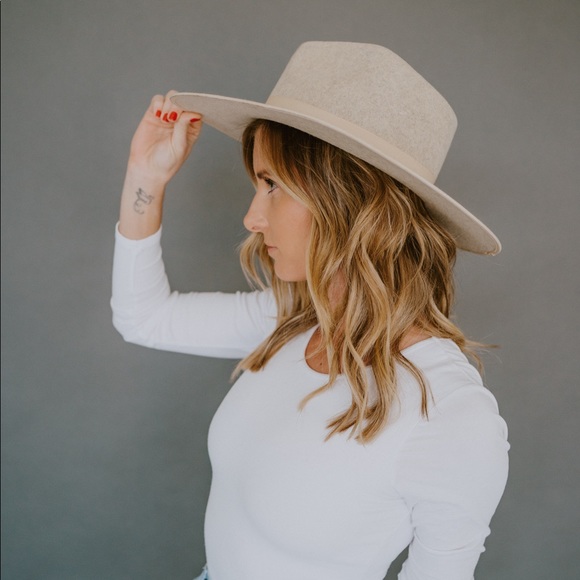 Meet your Posher, Morgan - Picture 1 of 1